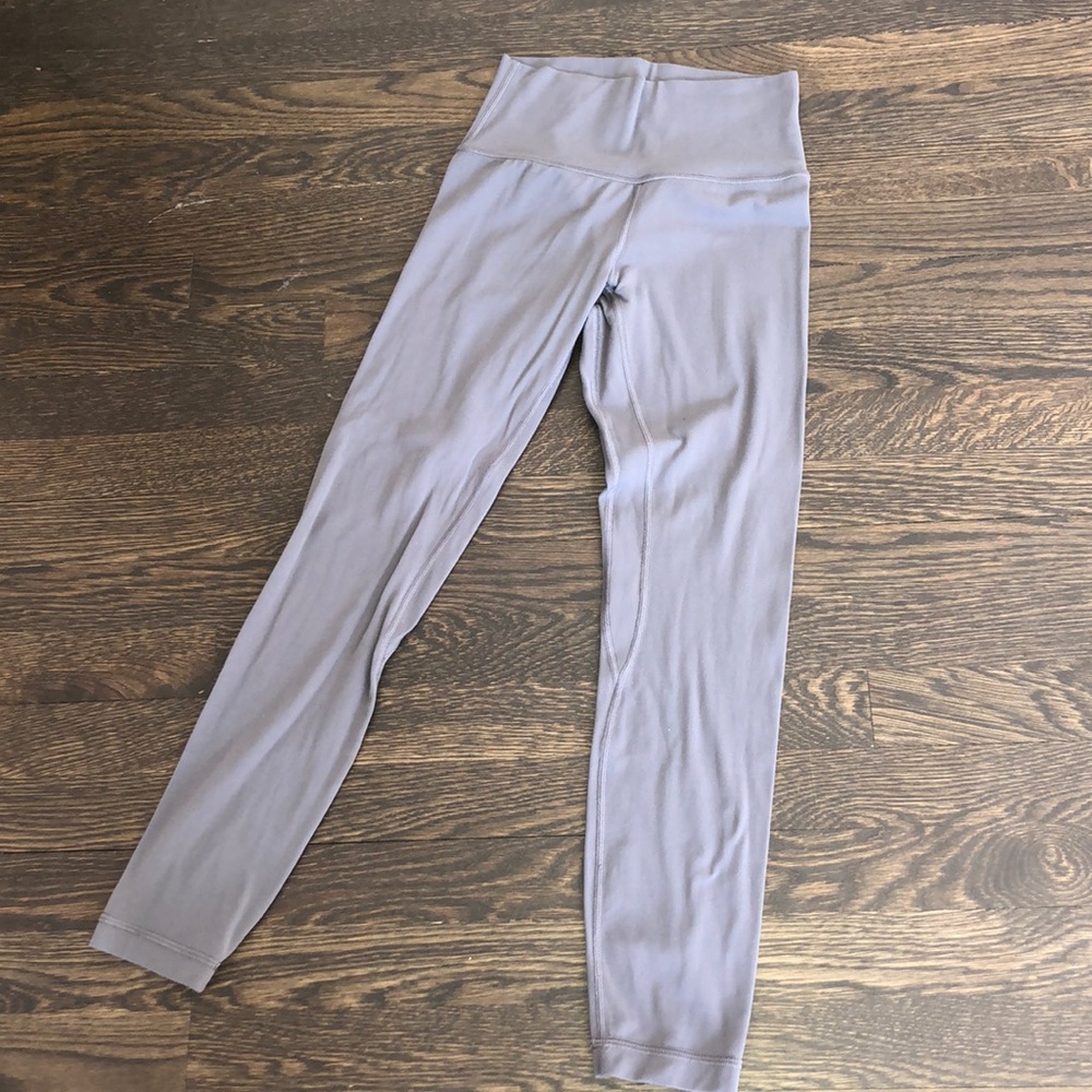 LuLuLemon - Women’s Capri Leggings